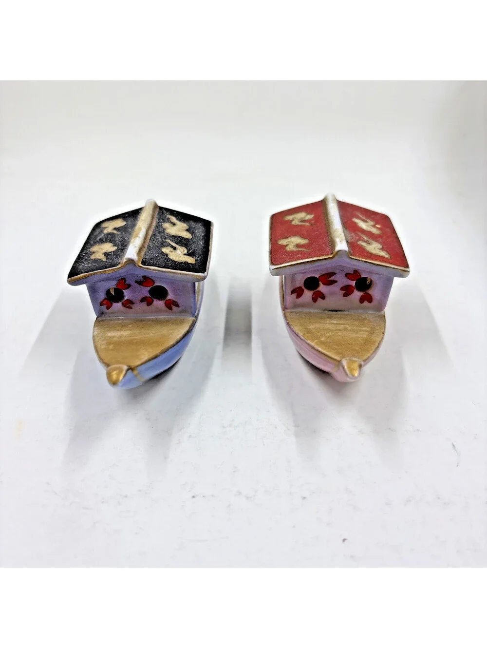 RARE Vintage Napco Sampan Chinese Boat Cork Bottom Salt and Pepper Shakers Set